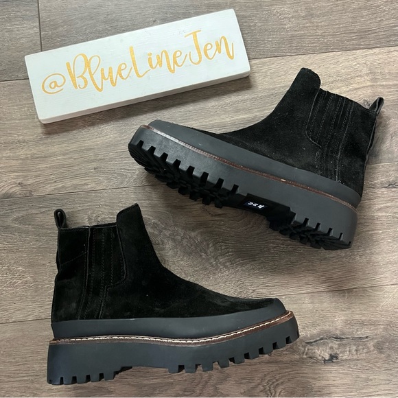 Caslon Betsy Lug Sole Square Toe Waterproof Booties NWOT - Picture 1 of 8